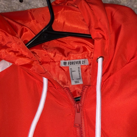 Windbreaker jacket. - Picture 2 of 4